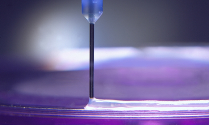 什么是塑料粘接胶，塑料粘接胶的特性及应用