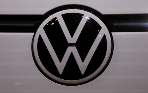 大众汽车将在芯片紧缺之际与意法半导体合作开发新的半导体