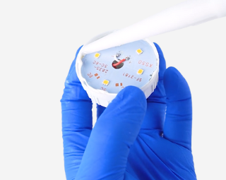 【灯具中壳体粘接】